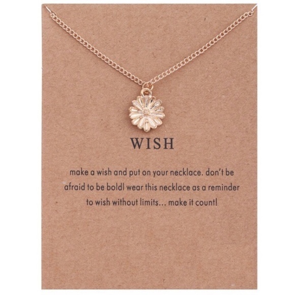 Jewelry - Dainty Flower Necklace - WISH
